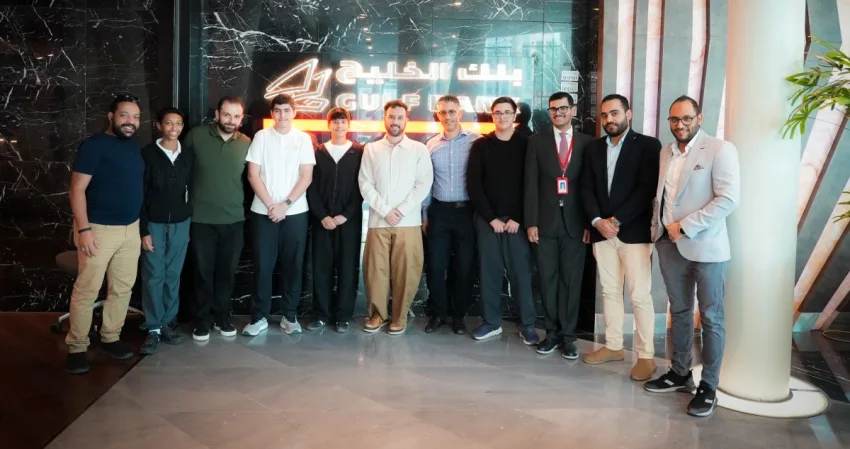 'الخليج' يستقبل طلاب مركز تقويم وتعليم الطفل ضمن 'لنكن على دراية'