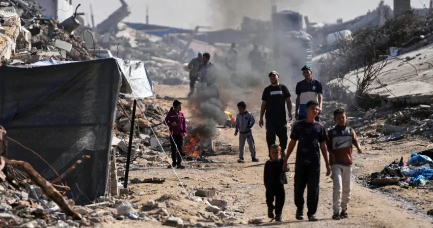 تصعيد إسرائيلي دموي والاحتلال يضرب شرق ووسط وجنوب غزة 2 تصعيد إسرائيلي دموي والاحتلال يضرب شرق ووسط وجنوب غزة