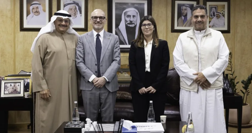 'علي عبدالوهاب' تبحث فرص التعاون التجاري مع السفير الإيطالي