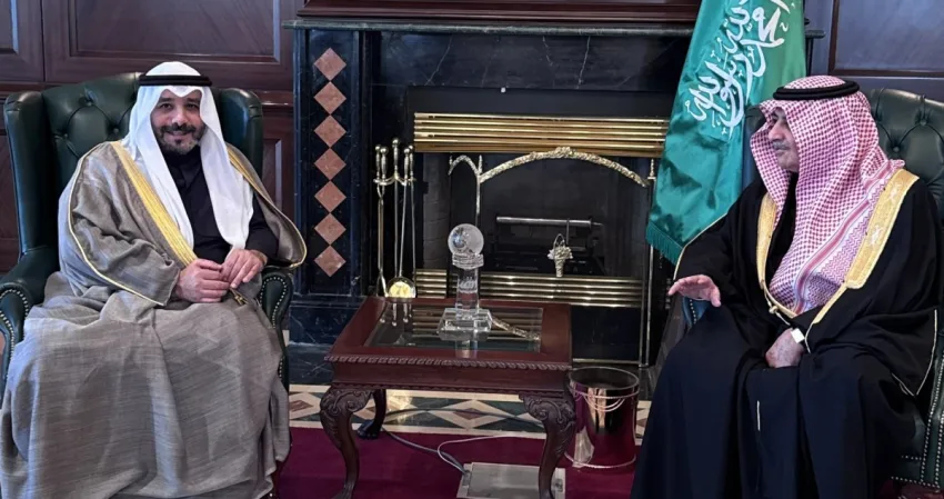 سفيرنا لدى السعودية وأمير تبوك يستعرضان العلاقات الثنائية 2 سفيرنا لدى السعودية وأمير تبوك يستعرضان العلاقات الثنائية
