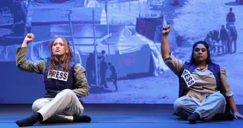 'حيث تموت الكلمات' رسالة عميقة في 'مهرجان الثقافة العالمي 2 ' 4 'حيث تموت الكلمات' رسالة عميقة في 'مهرجان الثقافة العالمي 2 '