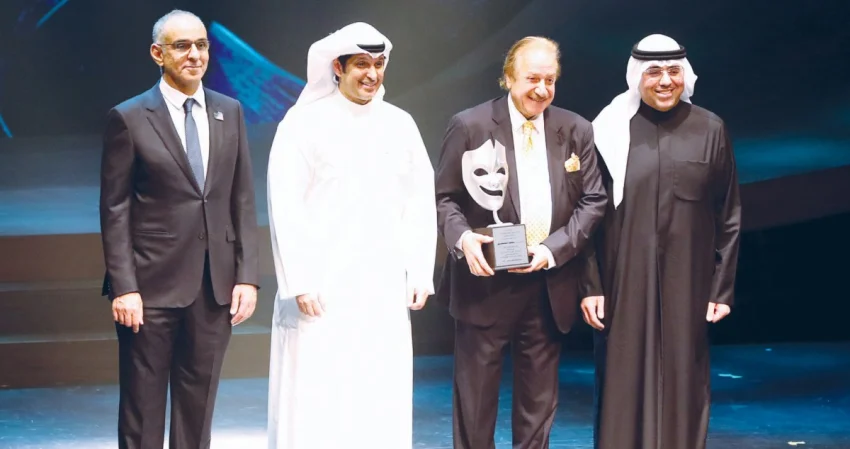 'بيت وبحر' زين احتفالية اليوبيل الفضي لمهرجان الكويت المسرحي