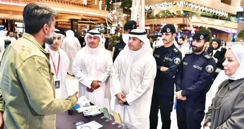 انطلاق فعاليات معرض 'نحمي وطن' في الأڤنيوز