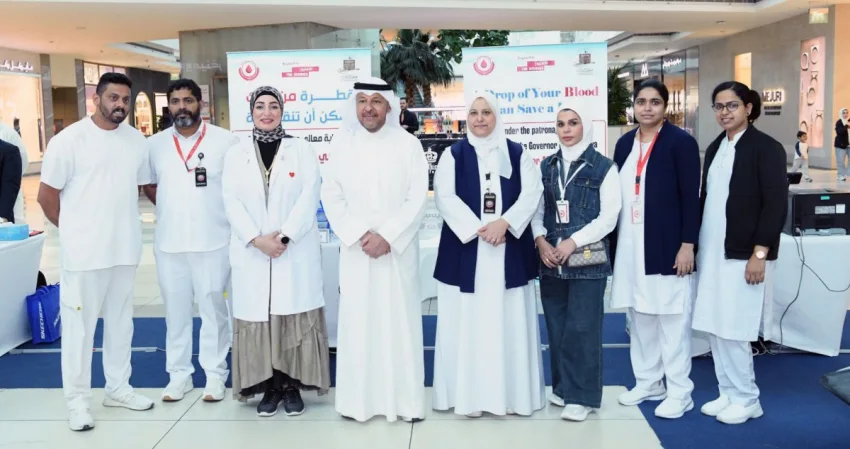 محافظة الفروانية تتبرع بالدم... 'قطرة تنقذ حياة' 2 محافظة الفروانية تتبرع بالدم... 'قطرة تنقذ حياة'