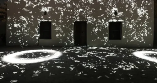 'العين' حافظة ماضي الإمارات... تستقبل فنون العالم ولا تودِّع هويتها