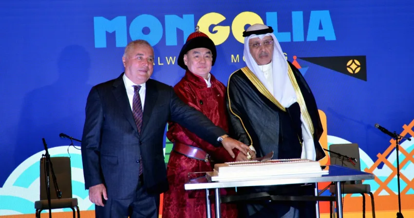 حيات: بدء استيراد الماشية الحية من منغوليا مطلع العام المقبل 2 حيات: بدء استيراد الماشية الحية من منغوليا مطلع العام المقبل