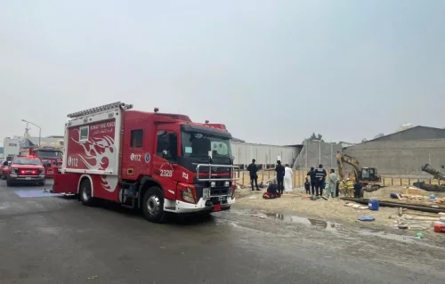 'الإطفاء': وفاة شخصين إثر انهيار جدار في مبنى قيد الإنشاء بالري 2 'الإطفاء': وفاة شخصين إثر انهيار جدار في مبنى قيد الإنشاء بالري