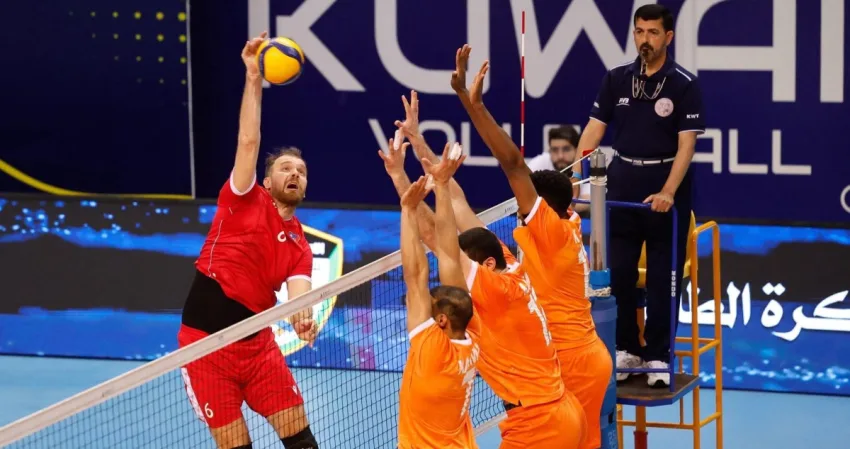 الكويت وكاظمة يفتتحان 'الطائرة' 2 الكويت وكاظمة يفتتحان 'الطائرة'