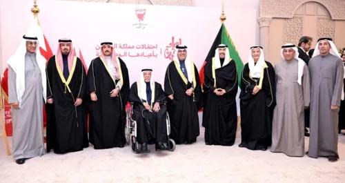 الكويت تشارك البحرين أفراحها: واثقون من كفاءتها في قيادة العمل الخليجي 8 الكويت تشارك البحرين أفراحها: واثقون من كفاءتها في قيادة العمل الخليجي