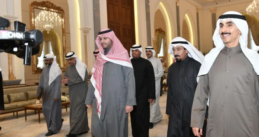 ديوان دار جابر يقيم مأدبة تكريماً للأمير تركي بن محمد بن فهد