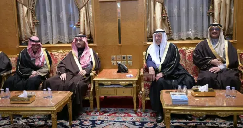 ديوان دار جابر يقيم مأدبة تكريماً للأمير تركي بن محمد بن فهد