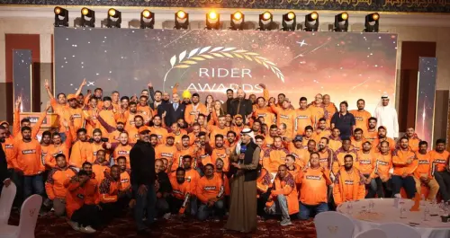 'طلبات' تنظّم أكبر حفل تكريم لأبطال التوصيل في الكويت