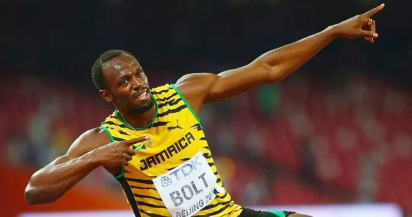 مسؤول يسرق ملايين أسطورة القوى