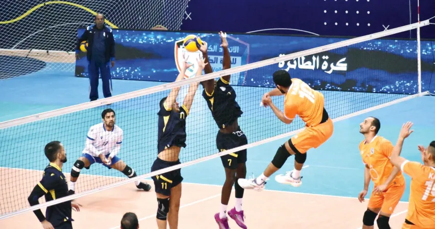 'طائرة الأخضر' تلتقي كاظمة