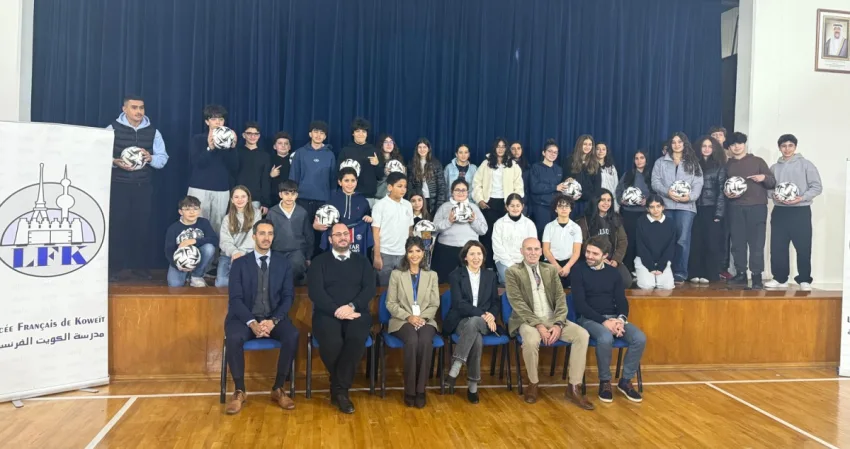 رابطة الدوري الفرنسي تزور المدرسة الفرنسية 2 رابطة الدوري الفرنسي تزور المدرسة الفرنسية