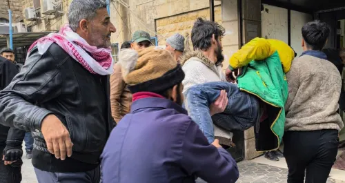 الجيش السوري يُخلي مواقع بحلب قبل قصفها وسط تجدد الاشتباكات 4 الجيش السوري يُخلي مواقع بحلب قبل قصفها وسط تجدد الاشتباكات