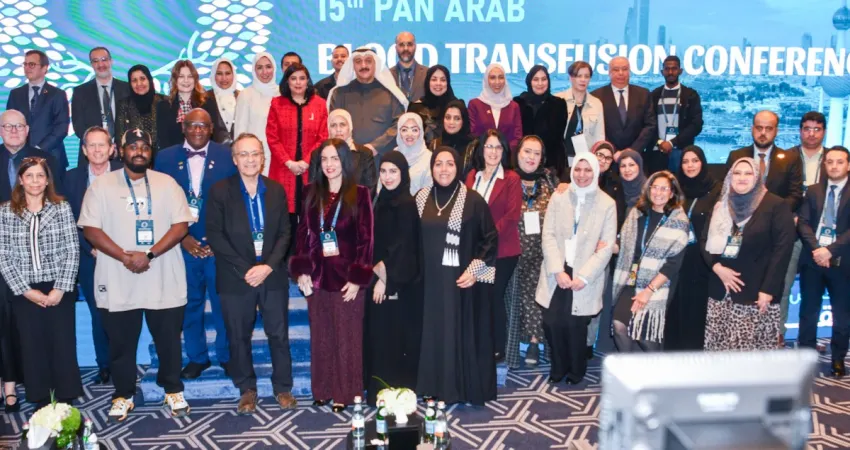 تجميع 96 ألف وحدة دم وصفائح دموية بزيادة 2% عن العام السابق 2 تجميع 96 ألف وحدة دم وصفائح دموية بزيادة 2% عن العام السابق