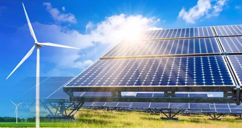 'مؤسسة البترول'... تحول كامل نحو الطاقة الشمسية بإنتاج 2 غيغاوات