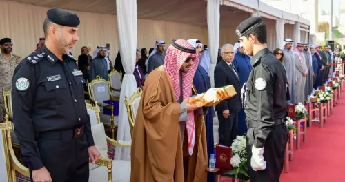 المحافظات تحتفل بمراسم رفع العلم 10 المحافظات تحتفل بمراسم رفع العلم