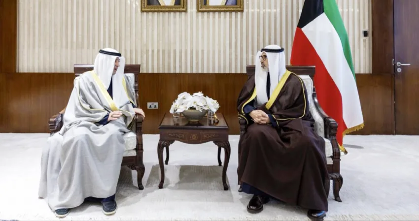 وزير الخارجية يستقبل الأمين العام لمجلس التعاون الخليجي