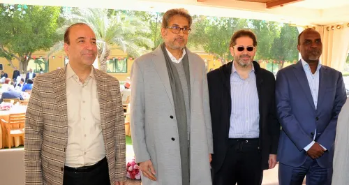 الديبلوماسيون في 'عزايز'... حوارات بعيداً عن البروتوكول