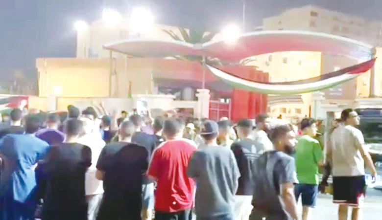 لقاء وزير خارجية إسرائيل يُشعل ثورة الليبيين ويطيح المنقوش