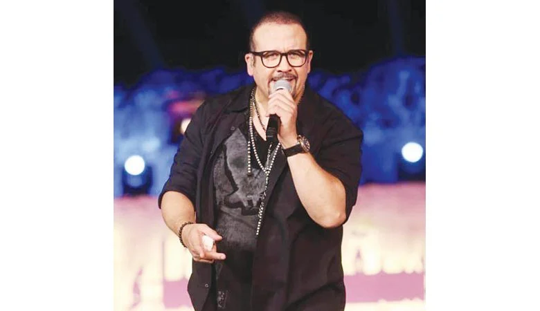 "ذهبيات التسعينيات" جمع هشام عباس وسيمون في مهرجان القلعة بالقاهرة