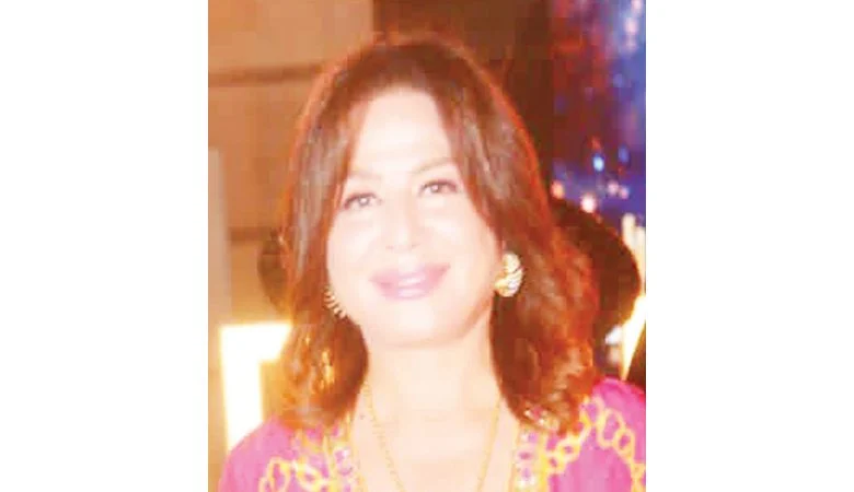 "ألفريدو" يشغل إلهام شاهين في "55 مشكلة حب"