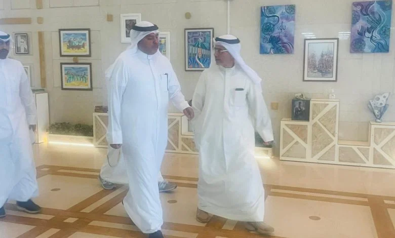 وزير التربية تفقد المناطق التعليمية واجتمع بمسؤوليها