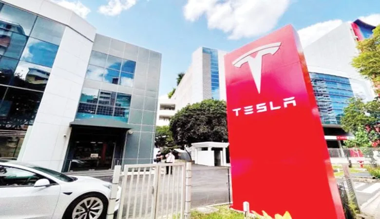 "وول ستريت جورنال": "تسلا" تجري مباحثات لإنشاء مصنع في السعودية