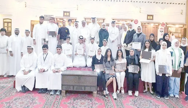"بيت العثمان" كرَّم 37 طالباً وطالبة من "القُصّر"