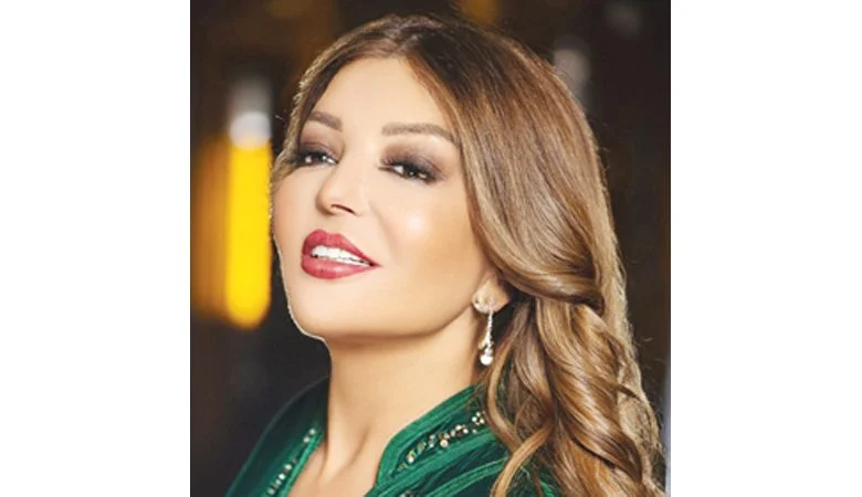 سميرة سعيد تتعاون مع عمرو مصطفى في مجموعة أغنيات