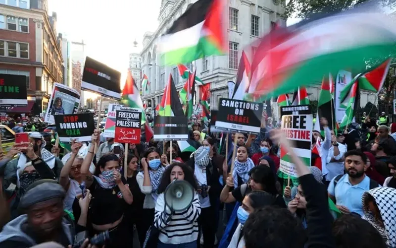 تطالب بوقف إطلاق النار.. المظاهرات المؤيدة للفلسطينيين تتواصل في أوروبا