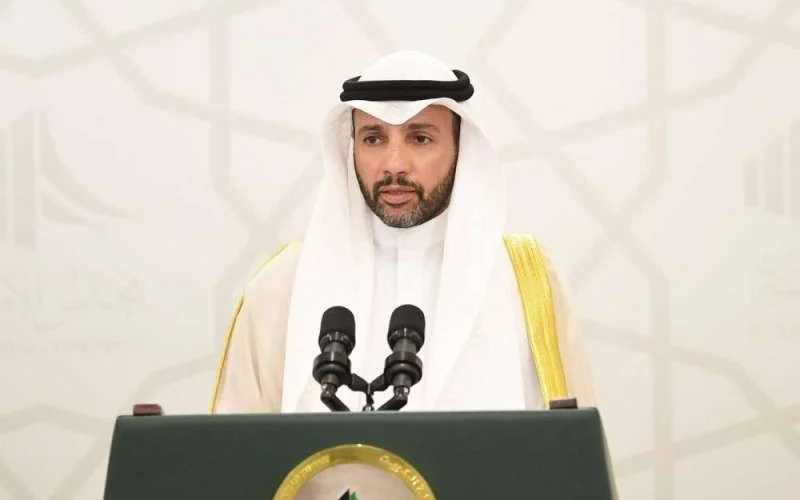 الغانم للفهد: ما صحة استدراج مواطن من مقر عمله واحتجازه وإيذائه لإكراهه على الإدلاء بمعلومات أو اعترافات غير صحيحة؟