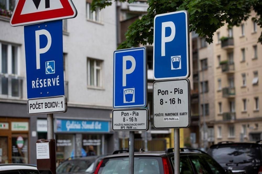 مدن أوروبية تتخلى عن إشارات المرور