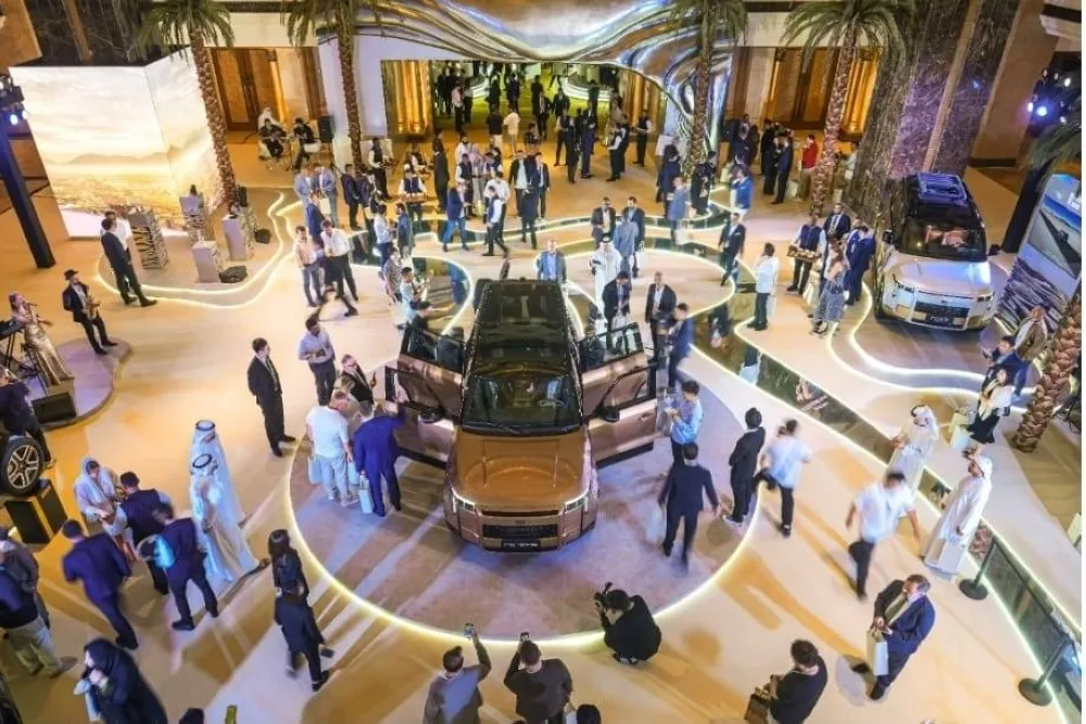 ROX تطلق سيارتها الرائدة الجديدة ADAMAS SUV من أبوظبي ROX تطلق سيارتها الرائدة الجديدة ADAMAS SUV من أبوظبي