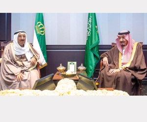 خادم الحرمين يستعرض العلاقات والتعاون مع دول عربية