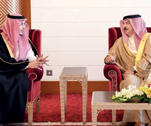 ملك البحرين يستقبل نائب أمير المنطقة الشرقية
