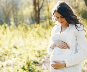 الحمل يحرر النساء من أعراض التصلب المتعدد