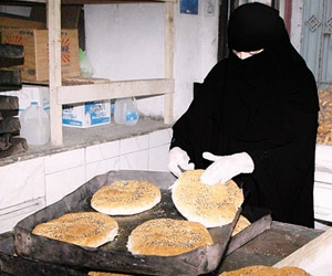 150 مليون رغيف خبز تستهلكها جدة ومكة في رمضان
