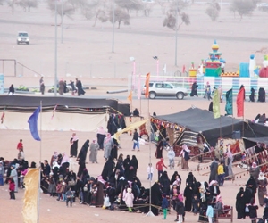 13 أسرة بدوية تعرض التراث الصحراوي بمهرجان حائل