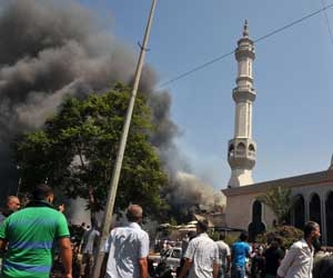 27 قتيلا و352 جريحا في انفجاري طرابلس اللبنانية