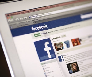 facebook يستحدث أداة لكشف الإعلانات السياسية