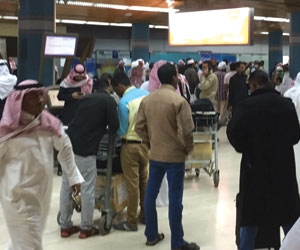 إلغاء رحلات مطار أبها يكدس المسافرين