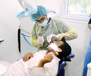 %64 من أطباء الأسنان في القطاع الخاص
