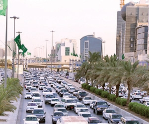 9 ملايين ساعة يقضيها سكان الرياض يوميا في الطرقات