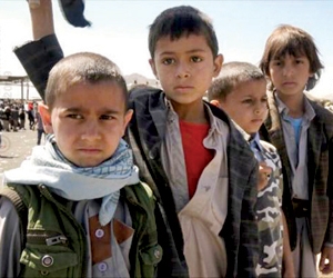التحالف ينقذ عشرات الأطفال من حروب الحوثي