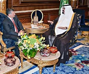 خادم الحرمين يبحث مع ملك الأردن وولي عهد أبو ظبي م