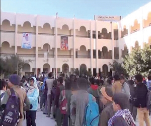 الحوثي يؤدلج الطلاب بأسلوب الحرس الثوري