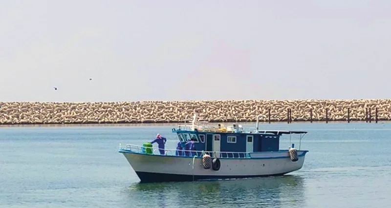 مصنع عماني يبني سفن صيد الأسماك وفقا للتصاميم الأوروبية